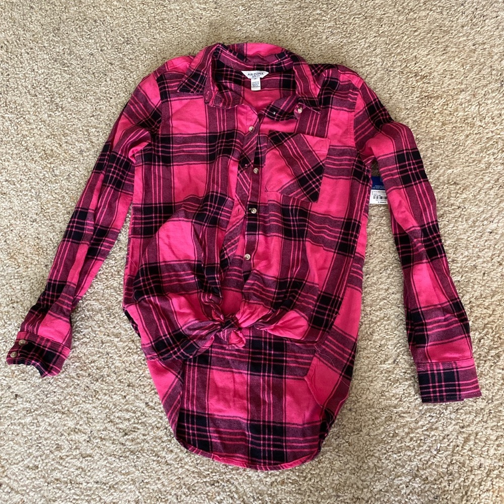 Hot pink and black front tie flanel.